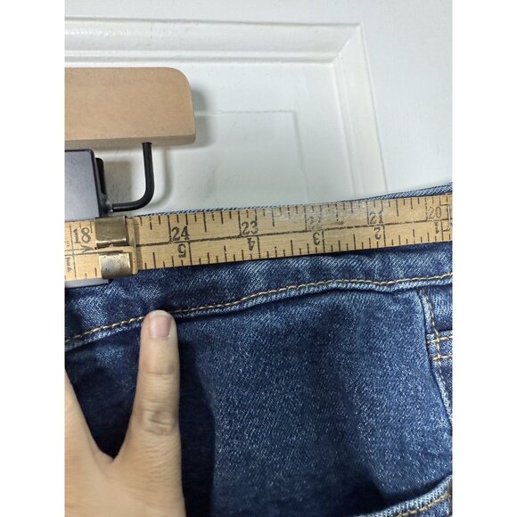 Torrid Perfect Boyfriend Ankle Classic Blue Demin Jeans Women’s Sz 26T - Picture 8 of 12